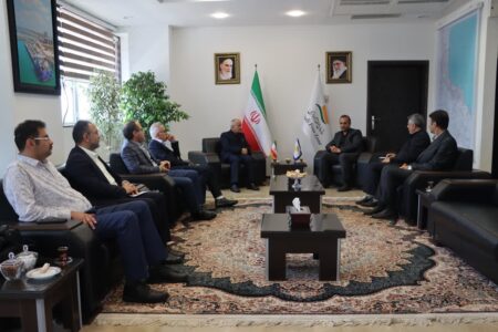 در دیدار مهندس طاعتی مقدم و مهندس پورحیدری شکل گرفت؛ توسعه همكاری‌های اقتصادی و صنعتی منطقه آزاد انزلی و صمت در دستور كار قرار گرفت