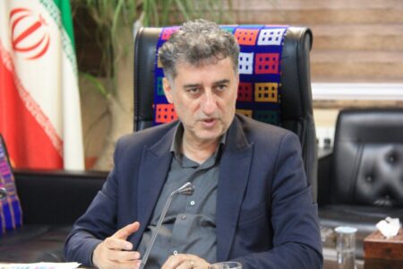 فرماندار رودسر خبر داد: افتتاح ۴۳۳ پروژه عمرانی با ۴۹۰ میلیارد تومان اعتبار در رودسر / فرماندار رودسر از افتتاح ۴۳۳ پروژه عمرانی با اعتبار ۴۹۰ میلیارد تومانی در هفته دولت خبر داد و گفت: این پروژه‌ها برای بیش از ۲۵۰۰ نفر اشتغال‌زایی می‌کند.+ تصاویر